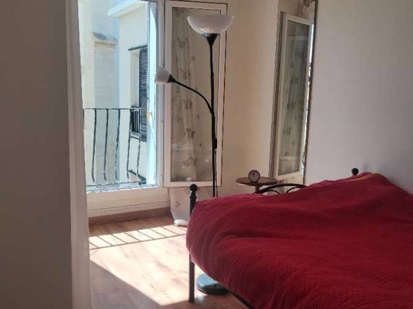 Chambre chez l'habitant / Appartement 5 pièces de 70 m², Marseille, Rue du Camas / Photo 2