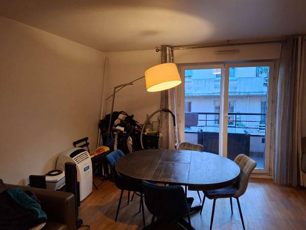 Colocation / Appartement 4 pièces de 95 m², Issy-les-Moulineaux, Rue Edouard Naud / Photo 2