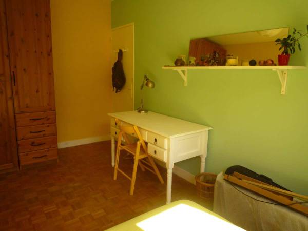 Chambre chez l'habitant / Appartement 4 pièces de 78 m², Paris, Avenue Gambetta / Photo 2