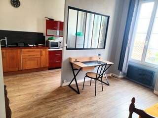 Rental / Studio, Niort