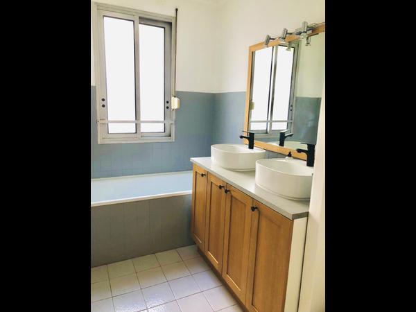 Colocation / Appartement 5 pièces de 96 m², Lyon, Rue Jean Vallier / Photo 2