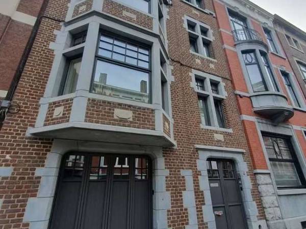 Colocation / Duplex 9 pièces de 100 m², Liège, Rue de Verviers / Photo 2