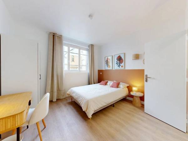 Gedeelde woning / Appartement 19 kamers - 288 m², Lyon, 214 Route de Genas, / Foto 23