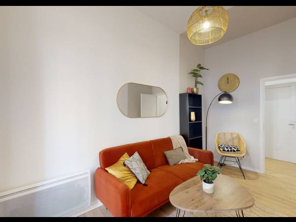 Colocation / Appartement 4 pièces de 60 m², Marseille, Rue Charles Plumier / Photo 2