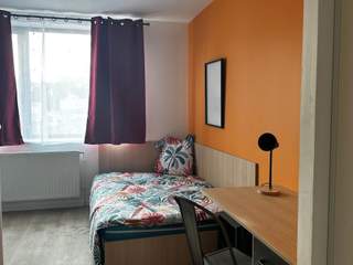 Rental / 1 room residence · 23 m², Saint-Étienne, 22 Rue Basse des Rives