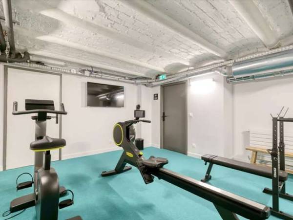 Coliving / Immeuble 10 pièces de 800 m², Paris, Rue Tisserand / Photo 6