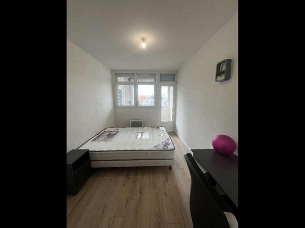 Colocation / Appartement 4 pièces de 67 m², Toulouse, Rue Jules Amilhau / Photo 8