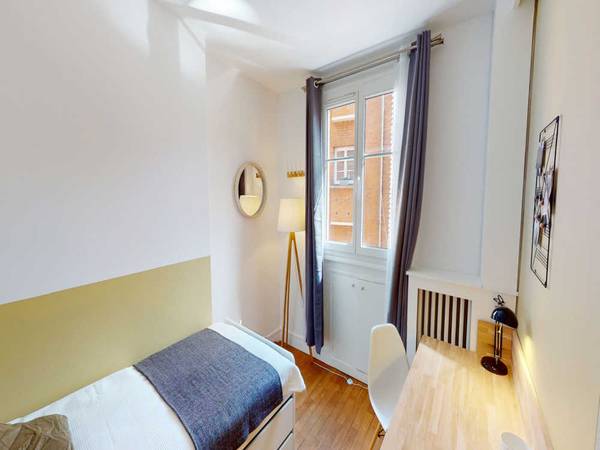 Colocation / Appartement 5 pièces de 110 m², Paris, Avenue de Versailles / Photo 2