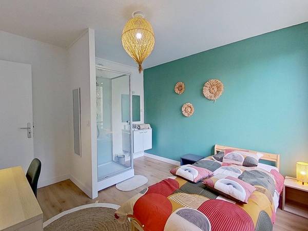 Colocation / Appartement 5 pièces de 75 m², Rouen, Rue François Couperin / Photo 2