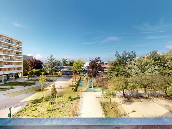 Colocation / Appartement 6 pièces de 95 m², Cergy, Rue Les Chênes Bruns / Photo 2