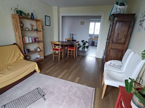 Location / Appartement 3 pièces de 55 m², Lille, Rue Saint Firmin / Photo 2