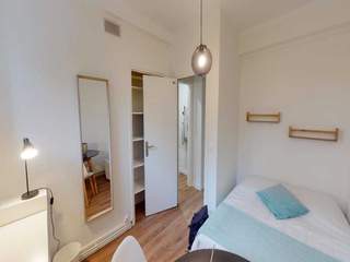 Flatsharing / 3-bedroom flat · 70 m², Paris, Rue de Saussure