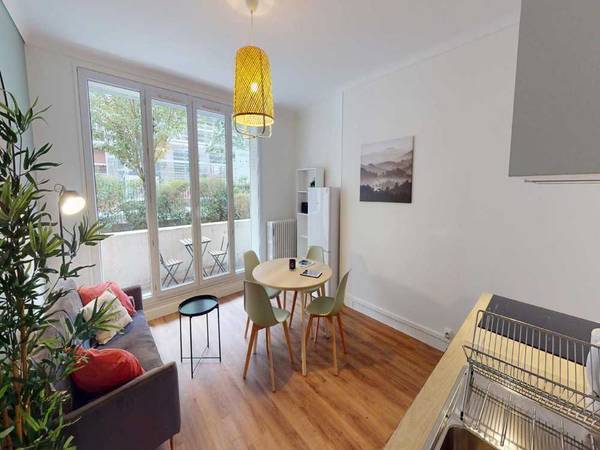 Colocation / Appartement 3 pièces de 70 m², Paris, Rue de Saussure / Photo 11