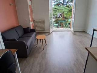 Rental / Studio · 29 m² , Toulouse, Place du Fer-à-Cheval
