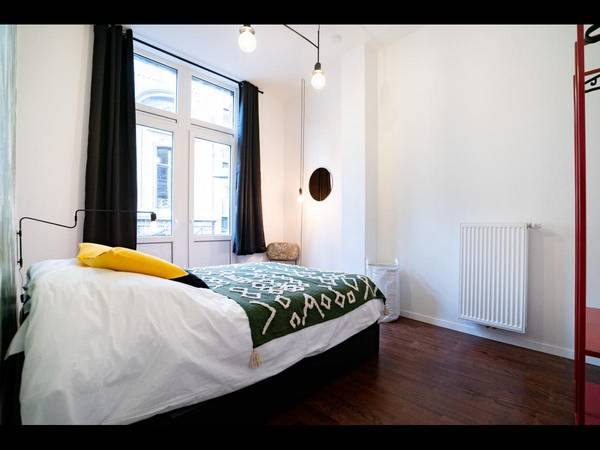 Coliving / Maison 10 pièces de 400 m², Liège, Rue Hors-Château / Photo 2