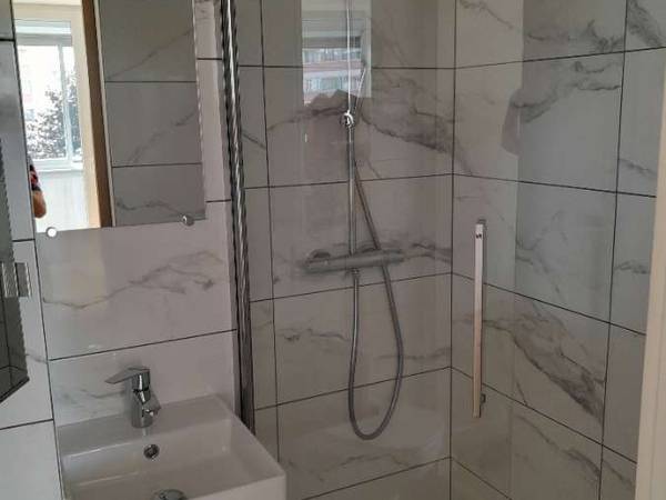 Chambre pour étudiant / Appartement 4 pièces de 55 m², Saint-Étienne, Rue Paul Ronin / Photo 2