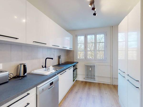 Colocation / Appartement 5 pièces de 90 m², Lille, 20 Avenue du Président Hoover, / Photo 2