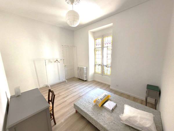 Colocation / Appartement 10 pièces de 230 m², Grenoble, Avenue Félix Viallet / Photo 2
