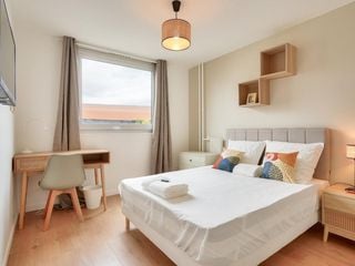 Colocation, Appartement 6 pièces, Courbevoie