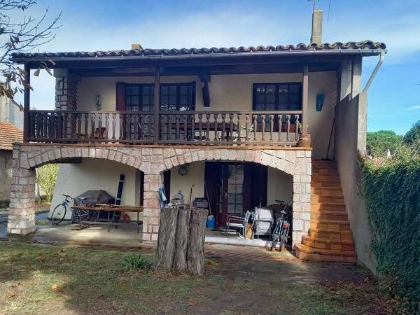 Flatsharing / 6-bedroom house · 135 m², Carcassonne, Rue Camille Saint-Saëns / Photo 2