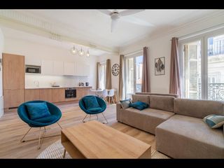 Flatsharing / 8-bedroom flat · 120 m², Marseille, Rue de Rome
