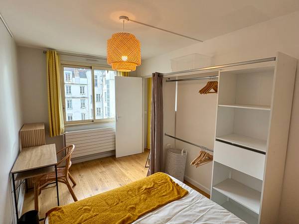 Colocation / Appartement 5 pièces de 102 m², Lyon, Rue de l'Abondance / Photo 2