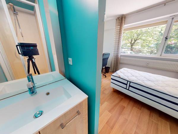 Colocation / Appartement 5 pièces de 95 m², Chambéry, Chemin des Moulins / Photo 2