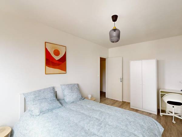 Colocation / Appartement 4 pièces de 84 m², Poitiers, Rue de Provence / Photo 2