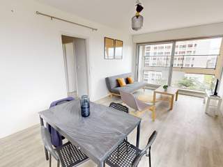 Colocation / Appartement 4 pièces de 84 m², Poitiers, Rue de Provence