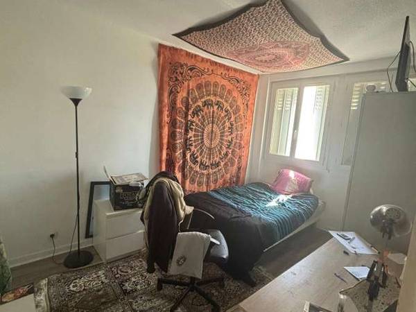 Sous-location / Immeuble 4 pièces de 70 m², Toulouse, Boulevard de Larramet / Photo 2