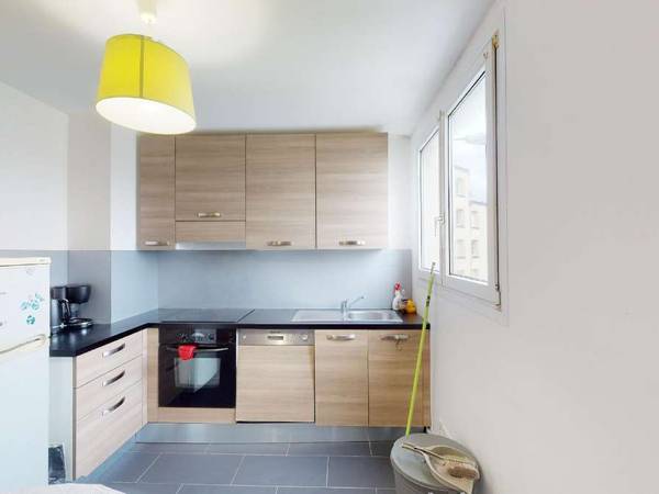 Colocation / Appartement 5 pièces de 90 m², Brest, Rue Fonck / Photo 2