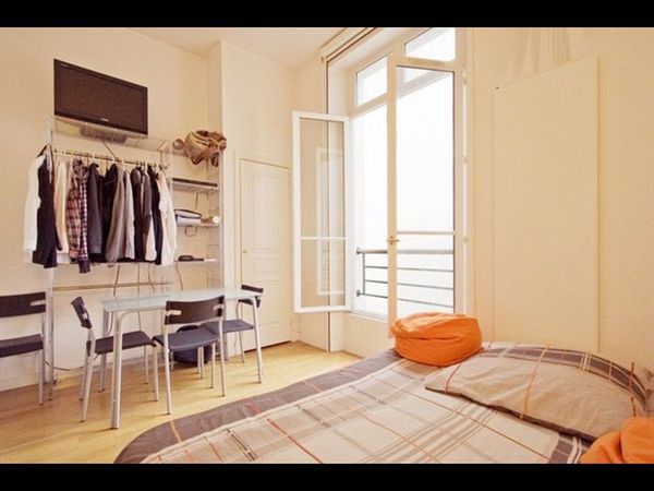 Location / Appartement 1 pièce de 22 m², Paris, Boulevard Malesherbes / Photo 2