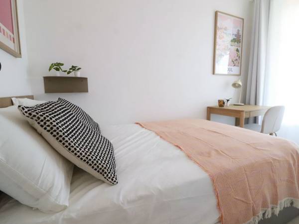 Colocation / Appartement 7 pièces de 106 m², Nice, Boulevard du Parc Impérial / Photo 2