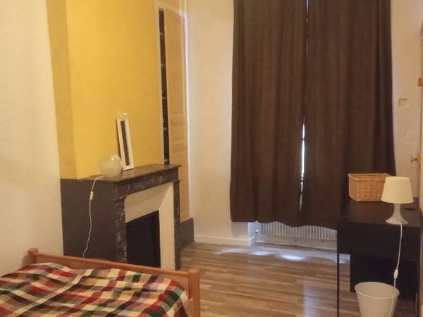 Flatsharing / 3-bedroom flat · 57 m², Clermont-Ferrand, Rue Sidoine Apollinaire / Photo 2