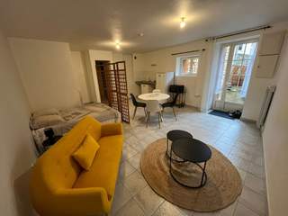 Location / Studio apartment, Angoulême