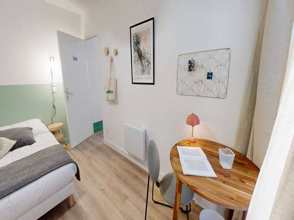 Colocation / Appartement 9 pièces de 140 m², Paris, Rue du Buisson Saint-Louis / Photo 2