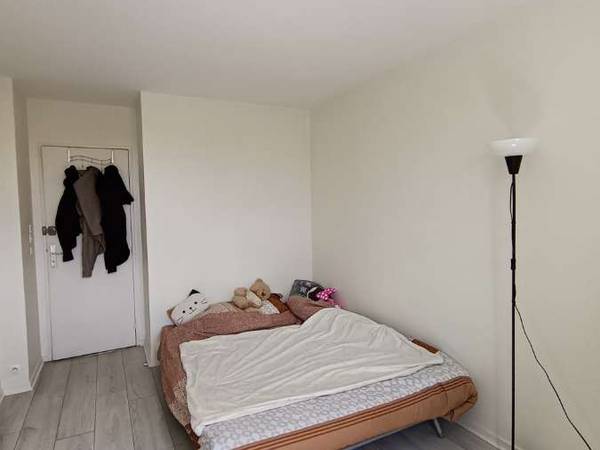 Sous-location / Appartement 3 pièces de 11 m², Puteaux, Avenue du Général de Gaulle / Photo 2