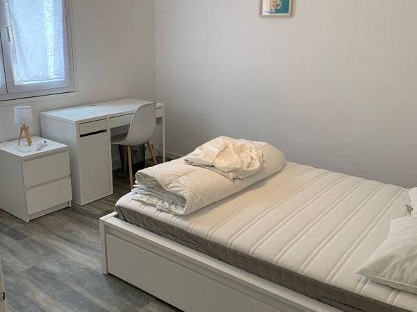 Colocation / Appartement 5 pièces de 70 m², Angers, Rue Larevellière / Photo 8