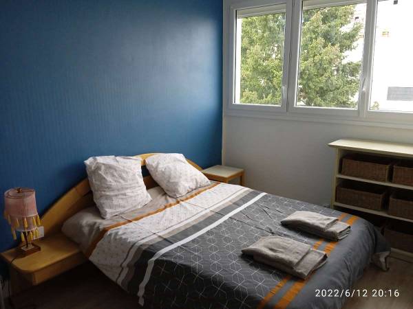 Colocation / Appartement 5 pièces de 70 m², Cholet, Rue Albert Calmette / Photo 2