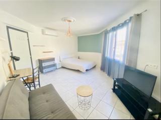 Flatsharing / 3-bedroom flat · 65 m², Nice