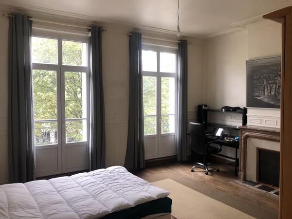 Colocation / Appartement 3 pièces de 97 m², Reims, Place Drouet d'Erlon / Photo 2