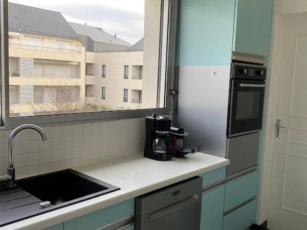 Colocation / Appartement 4 pièces de 81 m², Angers, Rue de Brest / Photo 2