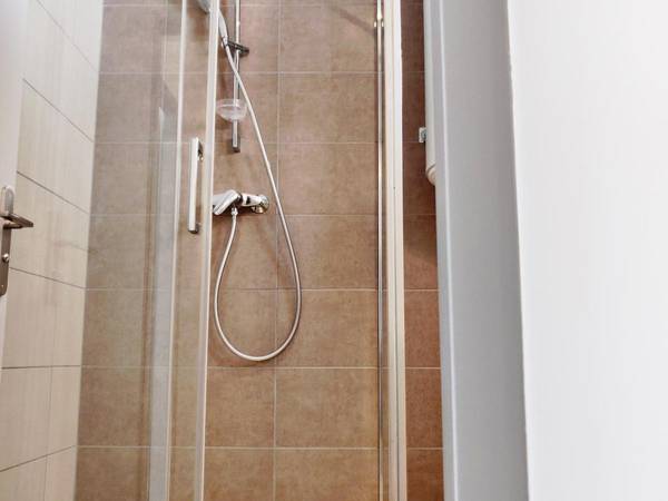 Colocation / Appartement 3 pièces de 42 m², Avignon, Rue Pommier / Photo 8