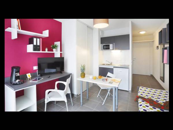 Location / Résidence 1 pièce de 19 m², Aix-en-Provence, 30 Rue Magdeleine Hutin / Photo 9