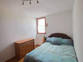 Room in a live-in landlord's home / 5 rooms apartment · 100 m², Avusy, Route de Forestal