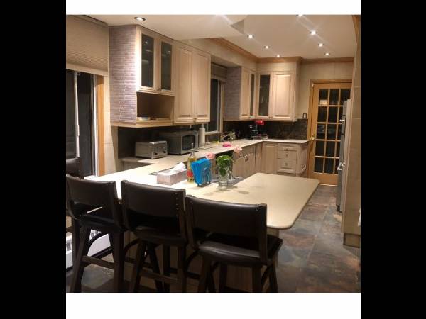 Coliving / Duplex 5 pièces de 300 m², Montréal, Avenue Wilderton / Photo 2