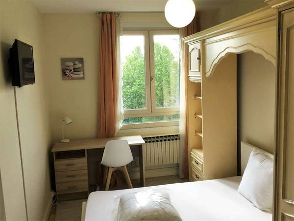 Colocation / Appartement 3 pièces de 66 m², Drancy, Allée des Bouvreuils / Photo 2