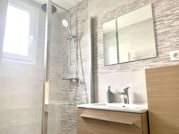 Colocation / Appartement 5 pièces de 87 m², Besançon, Rue de Fontaine-Écu / Photo 3