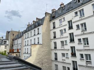 Chambre chez l'habitant / Appartement 3 pièces de 70 m², Paris, Rue Doudeauville