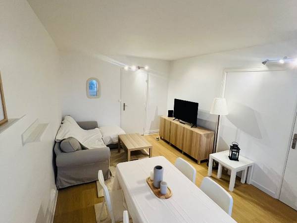 Colocation / Appartement 5 pièces de 70 m², Lyon, Rue des Cuirassiers / Photo 2